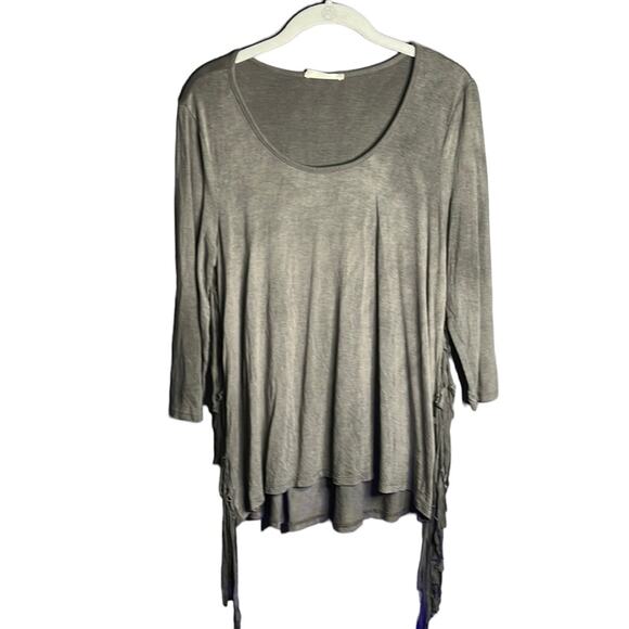 Entro Gray Scoop Neck Fringed Top Size Small - Picture 1 of 6